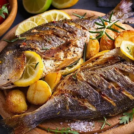 Marina Mar 1 With Pool By Homing *