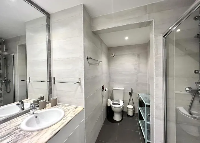 Marina Mar 1 With Pool By Homing Апартаменты *